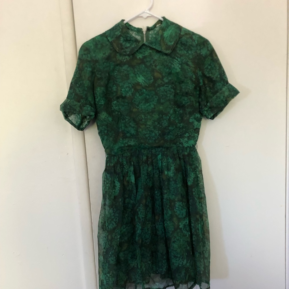 Vintage Peter Pan collared dress